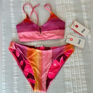 NWT Sunrise Dye Maaji Swimsuit Size Medium 💕✨🧡🌅